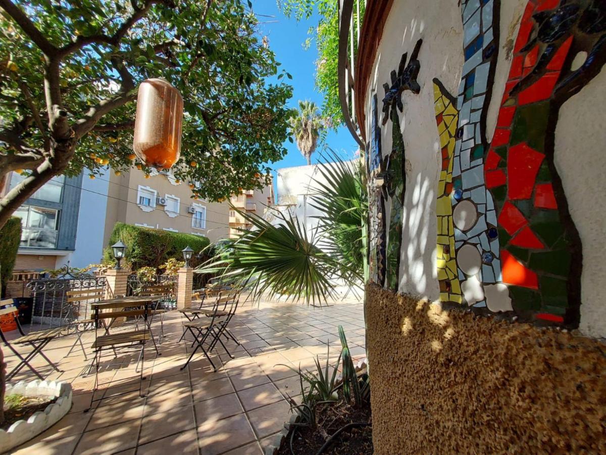 Bbtk Bed And Bike Hotel Málaga Exterior foto